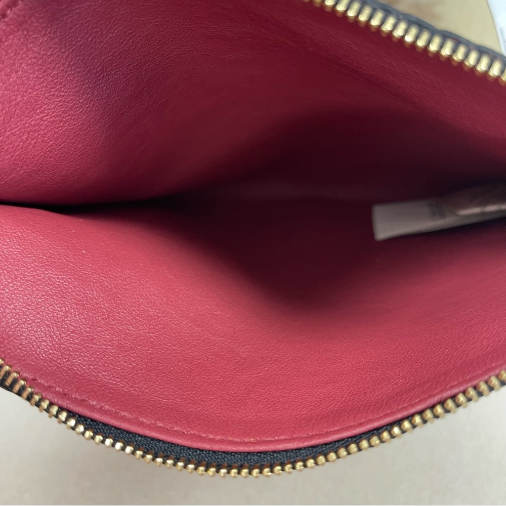 Burberry Red Embossed Check Grain Leather Small Canterbury Tote Bag - Preowned - Picture 6 of 16